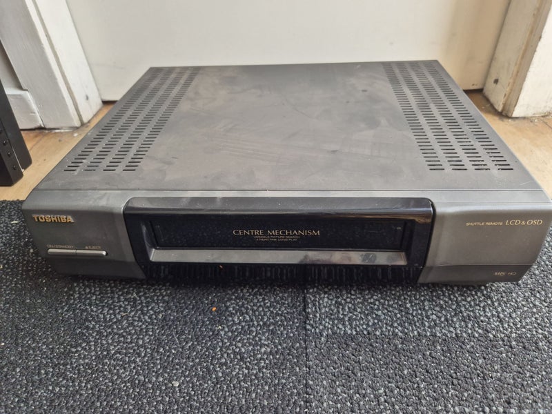 Toshiba VCR Carousel 1