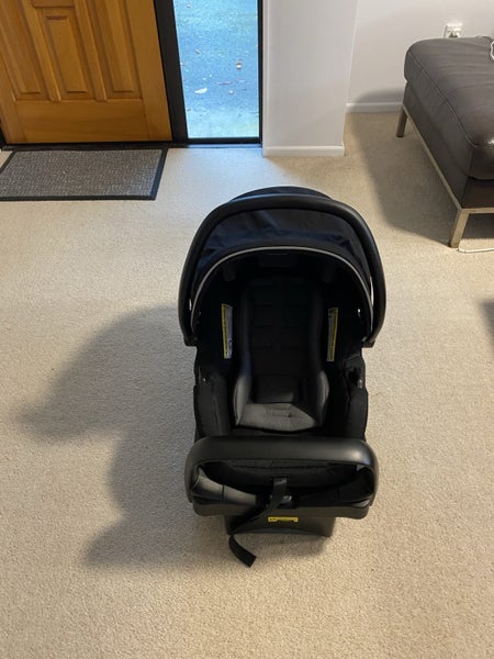 Evenflo Baby Car Seat Carousel 1