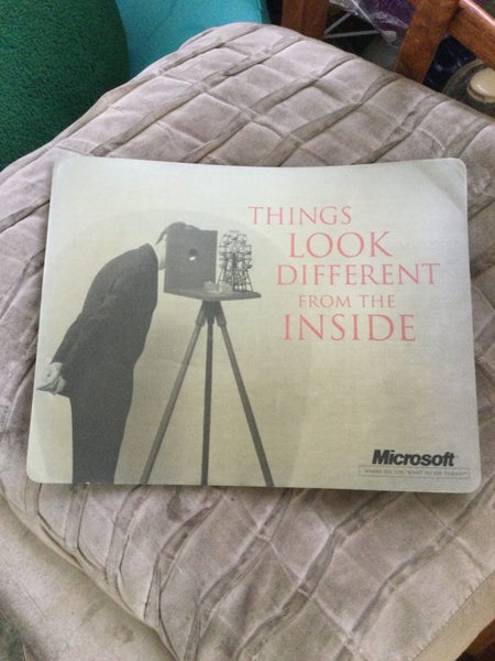 MOUSE PAD THINGS LOOK DIFFERENT FROM THE INSIDE Carousel 1