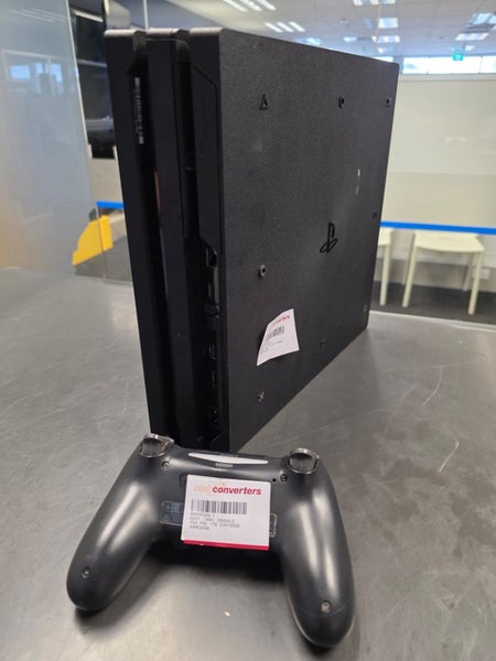 Sony PS4 Pro 1TB (*B3435220-*) Carousel 2