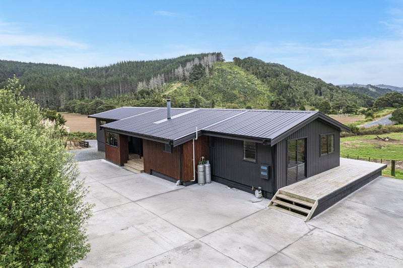 Image 2 of 35