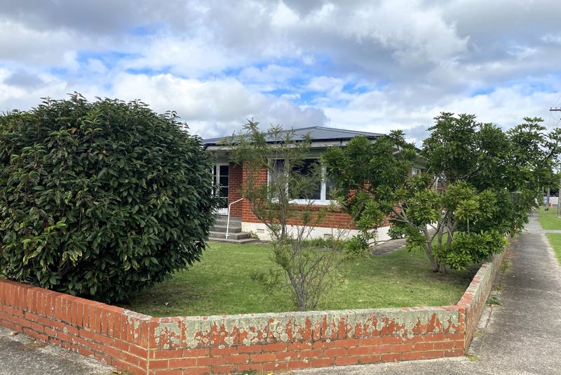 Image 1 of 22
