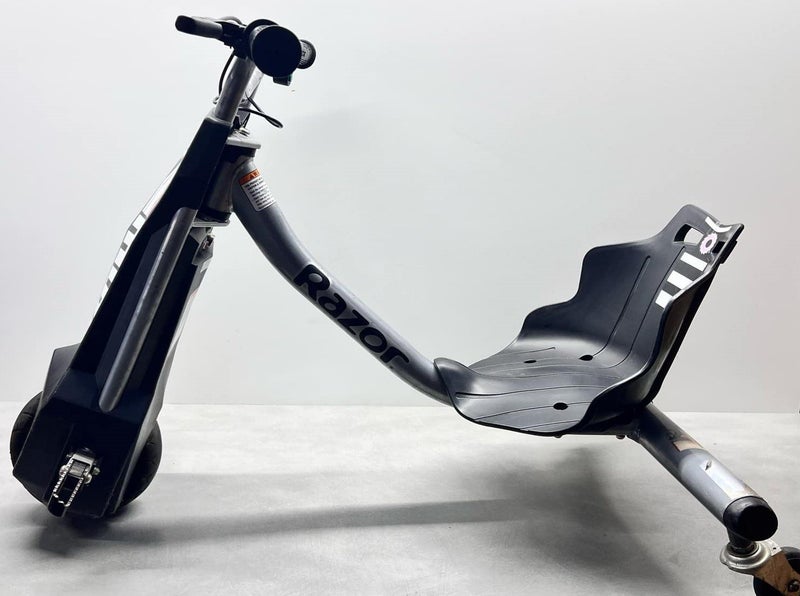 RAZOR 360 Power Rider Carousel 1