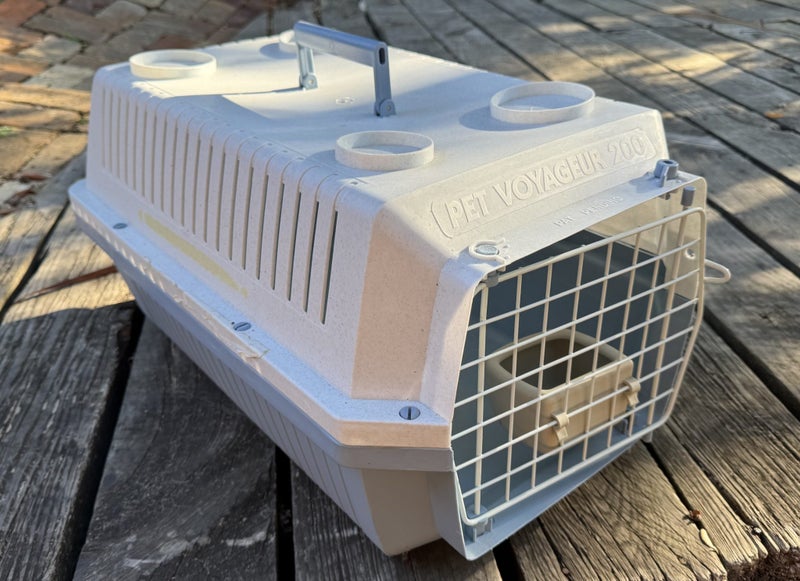 Dog or cat carrier Carousel 1