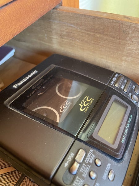 Super rare Panasonic DCC player RQ-DP7 Carousel 1
