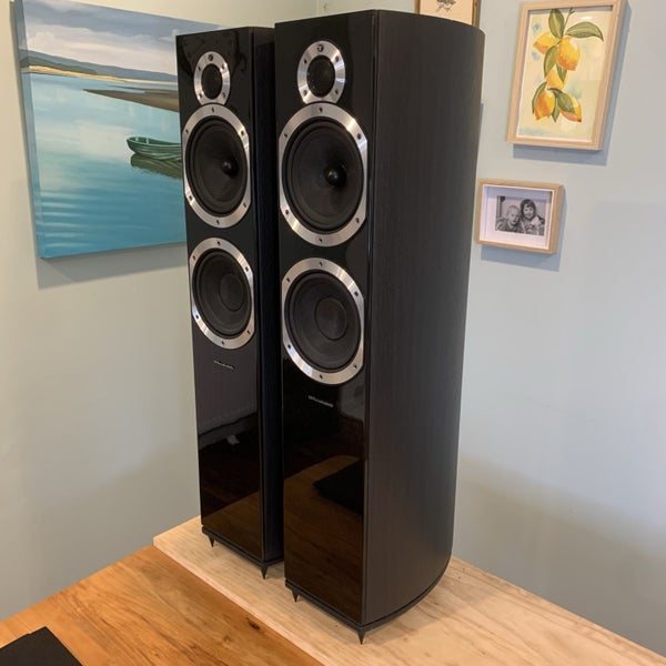 Amazing Wharfedale Diamond 10.6 Floorstanders - Incredible Sound! Carousel 2