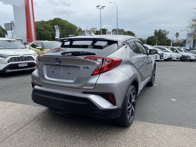 2017 Toyota C-HR 1.8P G Hybrid SUV62863272122241111