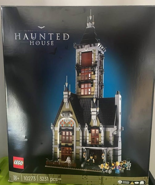 Lego haunted house. Carousel 1