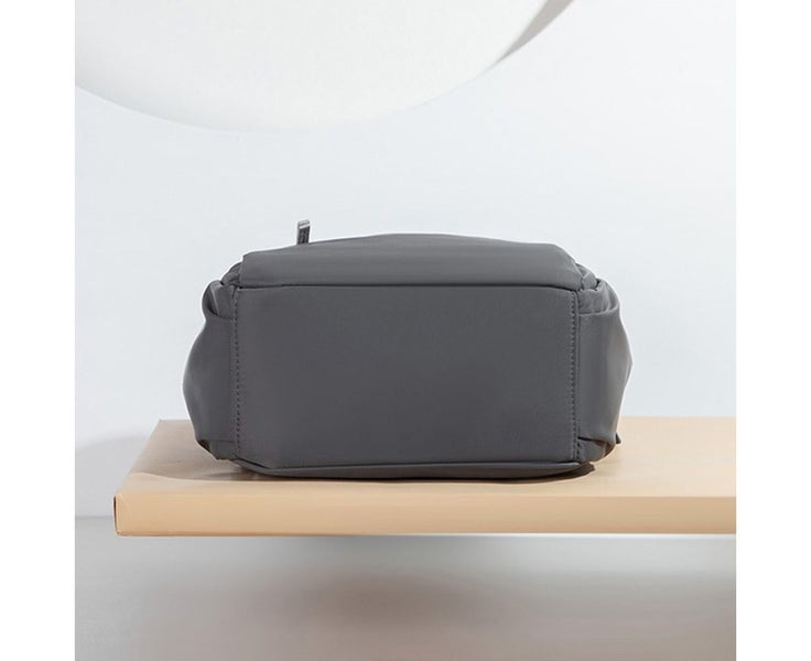 14inch Shoulder Bag Large Capacity Computer Bag Oxford Cloth Leisure Backpack Carousel 2