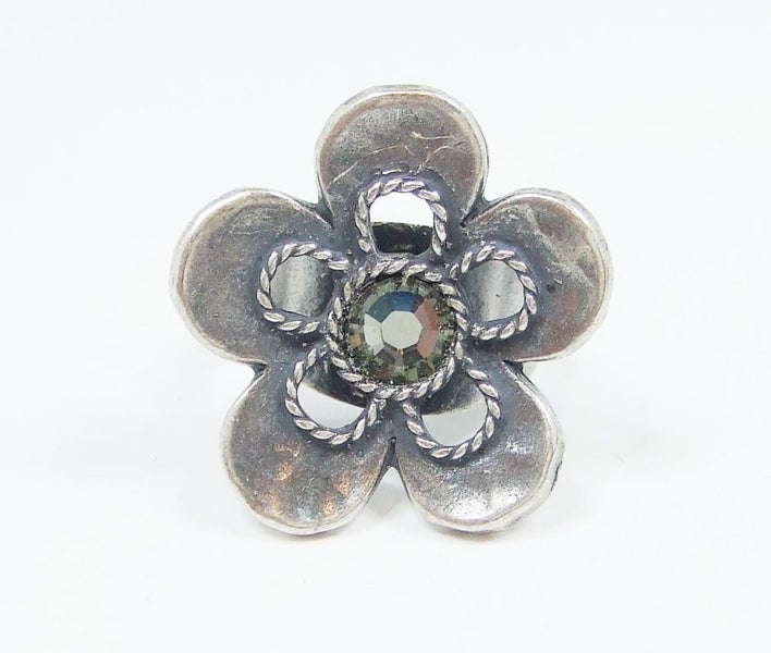 Lovely Flower Ring - Black Diamond Crystal Carousel 1