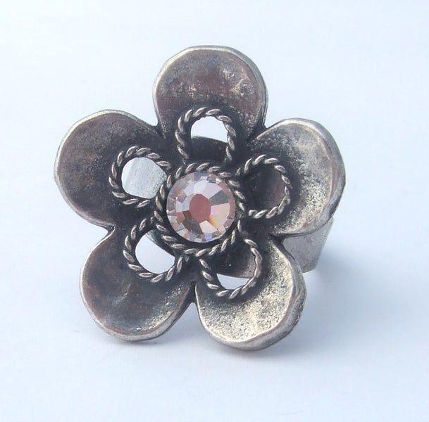 Lovely Flower Ring with Aurora Borealis Crystal Carousel 1