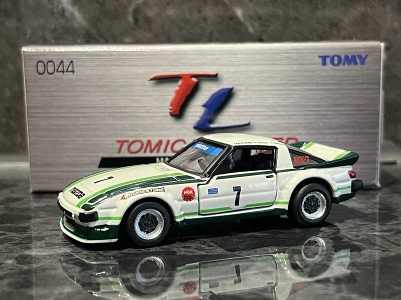 MAZDA RX-7 RACING 1/64 TOMICA LIMITED #829 Carousel 1