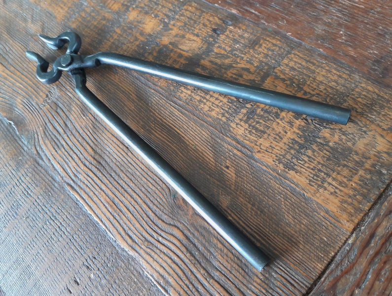 Wide Mouth Round Stock Tongs (Blacksmith) Carousel 1