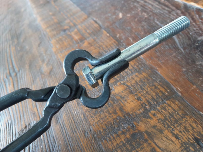 Wide Mouth Round Stock Tongs (Blacksmith) Carousel 2