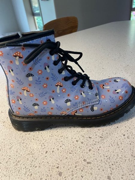 Dr Martens Boots Carousel 2