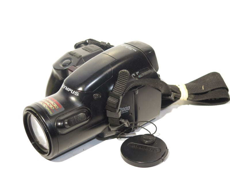 Olympus IS-2 'bridge' 35mm film SLR w/ 35-135mm lens Carousel 1