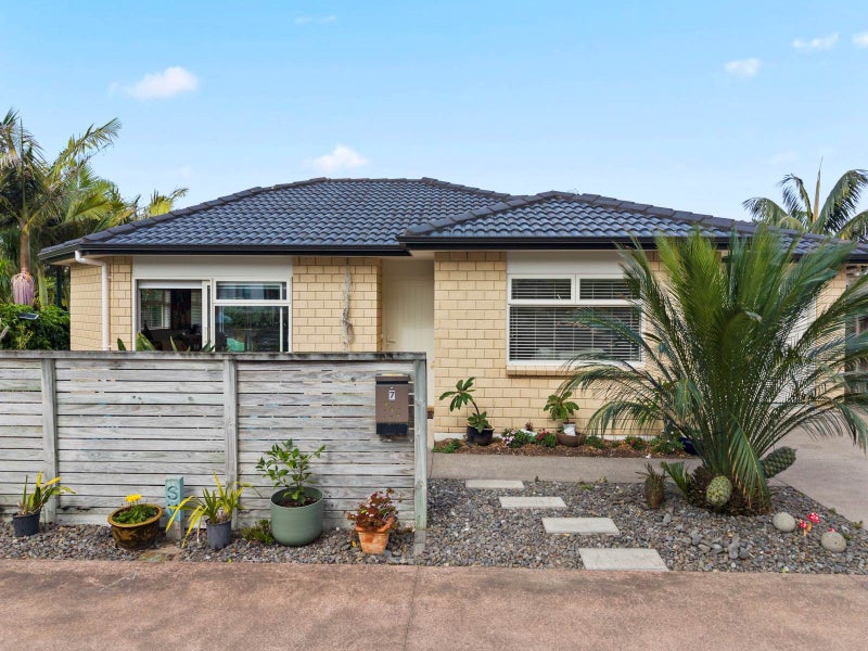 Image 1 of 26
