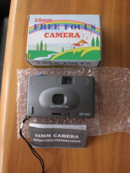 35mm Free Focus Camera RP-002 Carousel 1