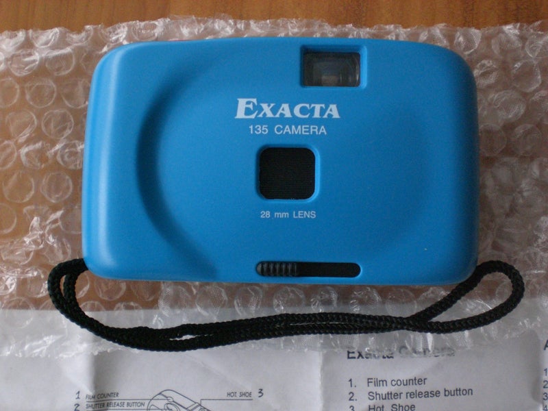Exacta 135 Film Point & Shoot Camera 28mm Lens - Blue Carousel 2
