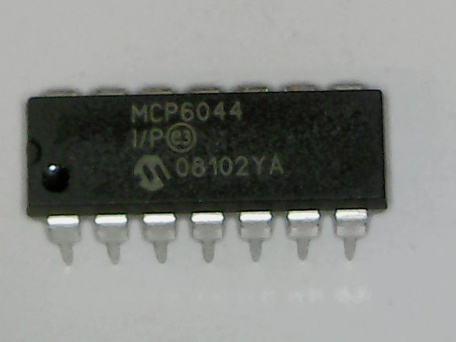 MCP6044 Quad OP-amp. Carousel 1