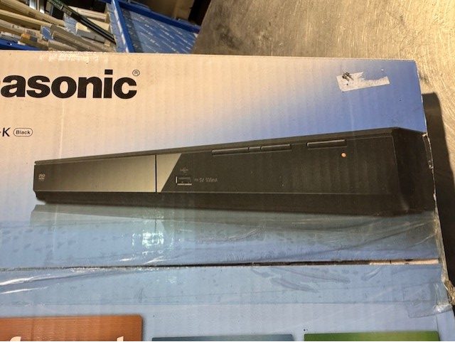 Panasonic DVD-S500GN-K DVD/CD Player Carousel 1