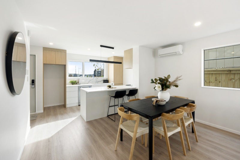 Your Gateway to Karaka Village64371096253185114