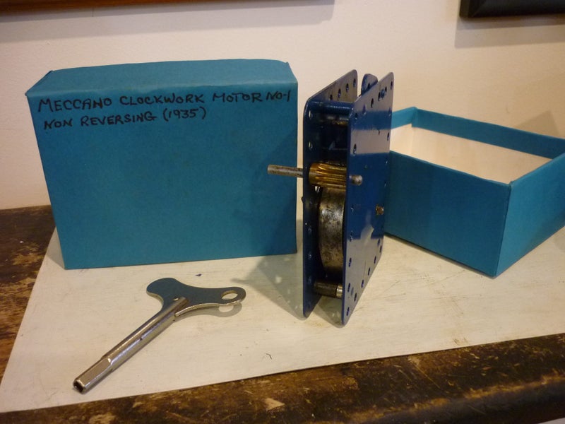 MECCANO VINTAGE LARGE MOTOR NON REVERSING +KEY Carousel 3