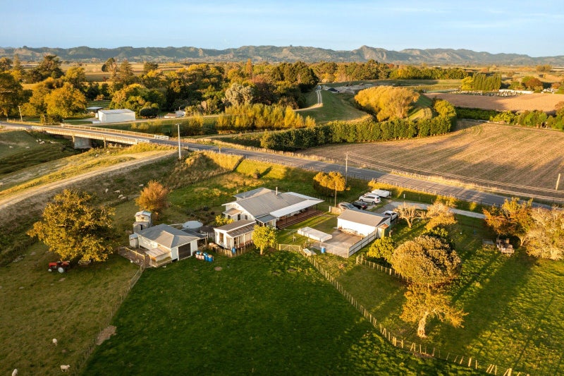 Image 1 of 25