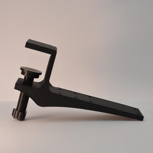 Thrustmaster Joystick and Throttle Clamp Carousel 1
