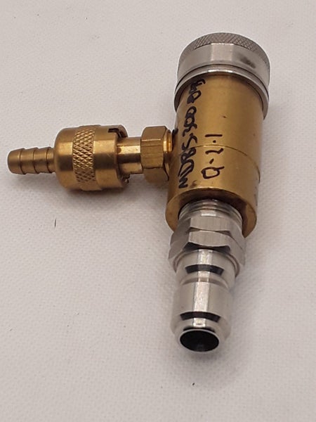 Detergent / Soap Injector 2.1 with Quick Couplings Carousel 1