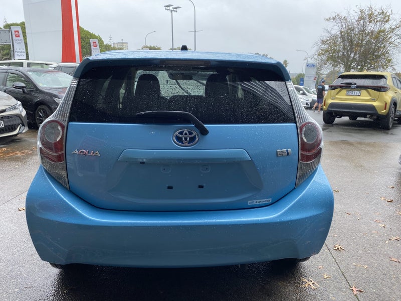 2013 Toyota Aqua 1.5 Hybrid S Hatch62865835532930112