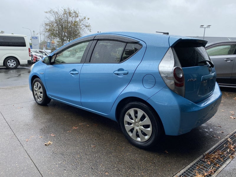 2013 Toyota Aqua 1.5 Hybrid S Hatch62865835532930114