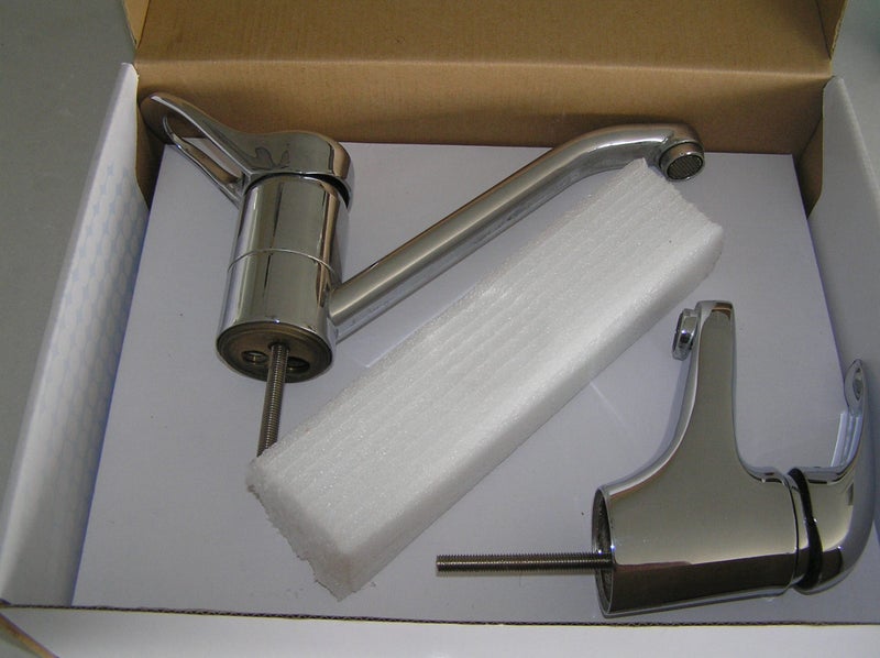 TWO FAUCETS Carousel 2