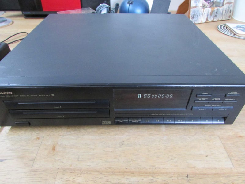 Pioneer compact disc PD 272T SR Carousel 1
