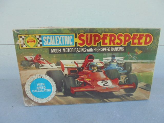 +-+- VINTAGE SCALEXTRIC SUPERSPEED SET - COMPLETE -+-+ Carousel 1