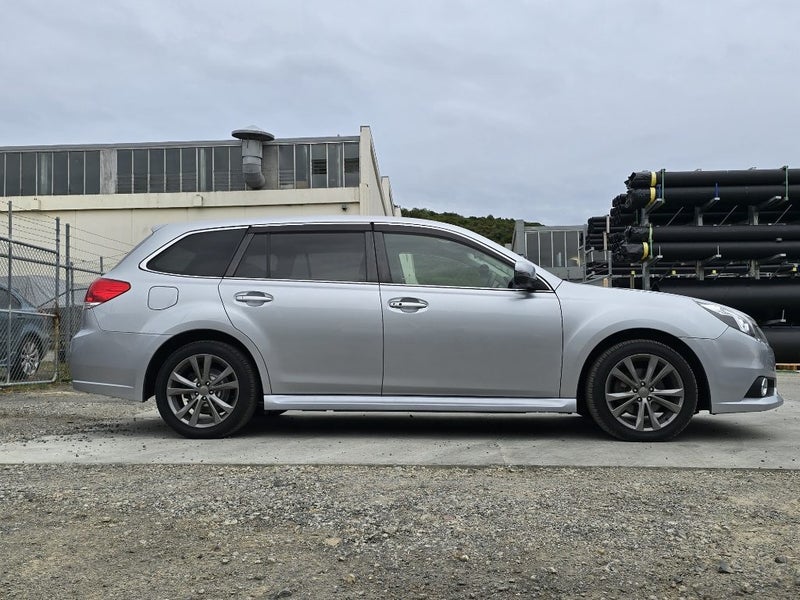 2013 Subaru Legacy Touring Wagon 2.5i B Sport E...62863261060354113