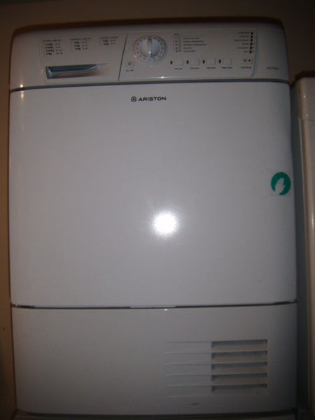 7KG Ariston Condenser Dryer ==>> CLEAN & 3 MONTHS WARRANTY Carousel 1