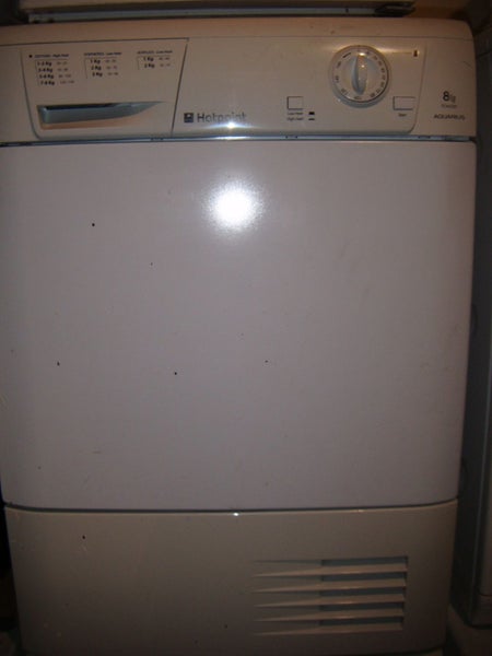 8KG Hotpoint Condenser Dryer ==>> CLEAN & 3 MONTHS WARRANTY Carousel 1