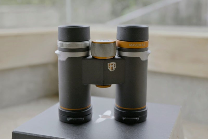 Maven B3 Binoculars 8x30 Carousel 2