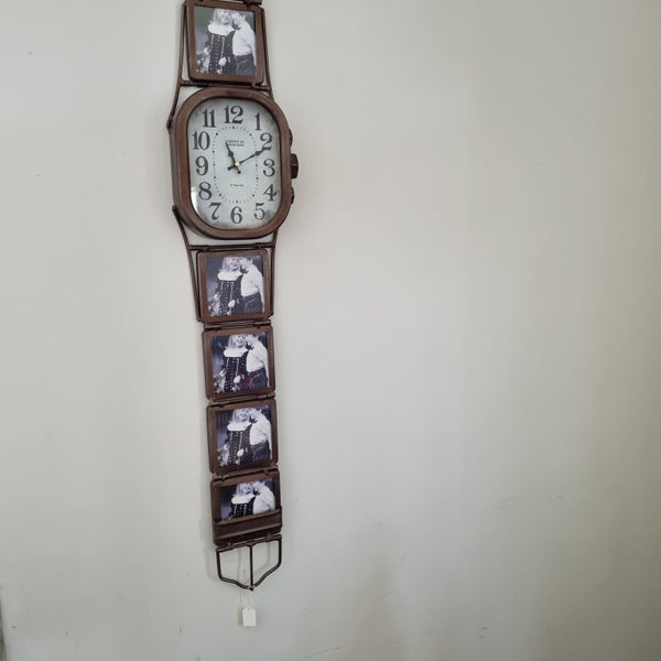 Photo Wall Clock Carousel 2
