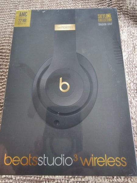 Beats Studio³ Headphones Carousel 1