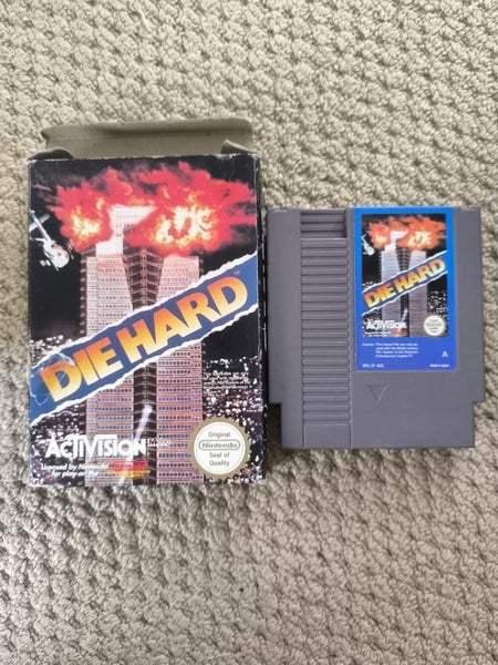 Die Hard PAL NES with box protector Carousel 1
