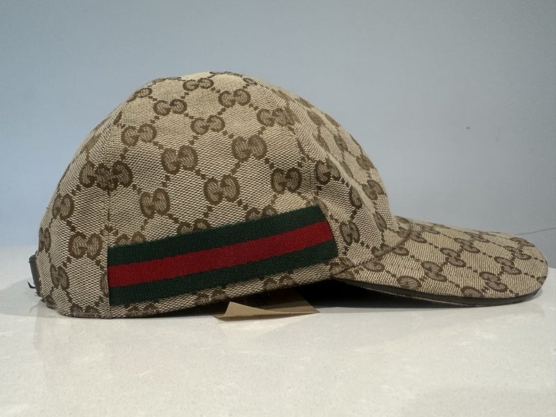Gucci - Men’s Wear Carousel 1