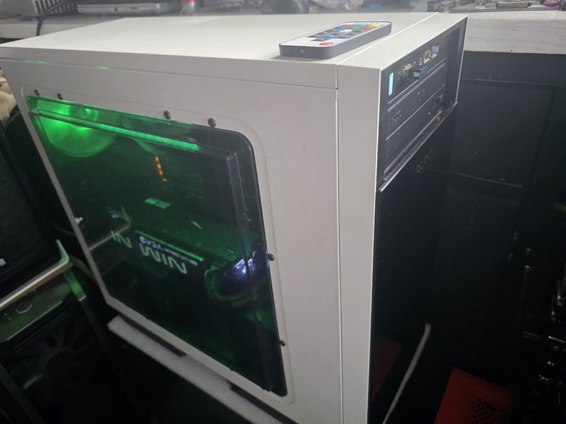 ARGB COLOR PC- GTX 1080 8gb - i7 7700 16gb DDR4 256gb SSD 1TB HDD Win11Pro WiFi Carousel 1