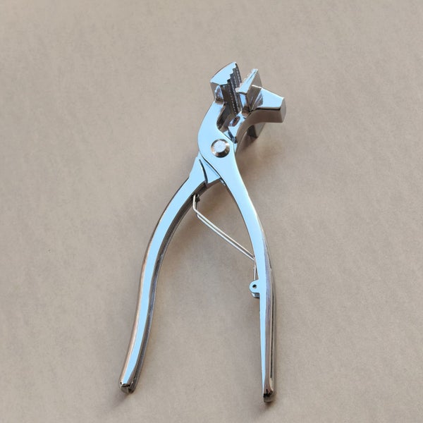Canvas Stretcher Pliers Carousel 2