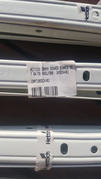 300mm drawer runner x 4 Carousel 2