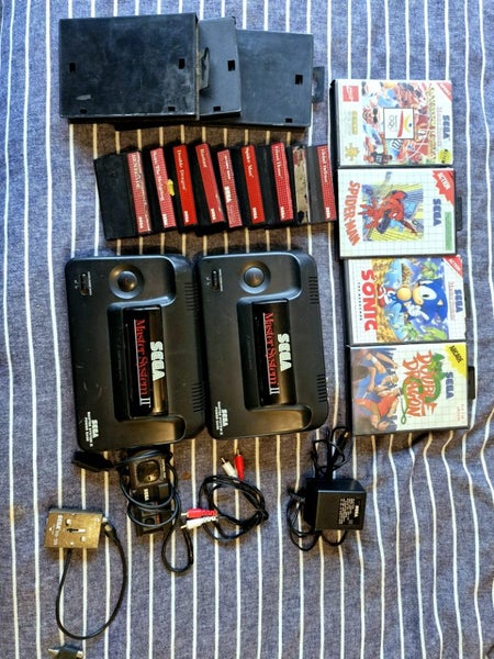SEGA MASTER SYSYTEM II Carousel 1
