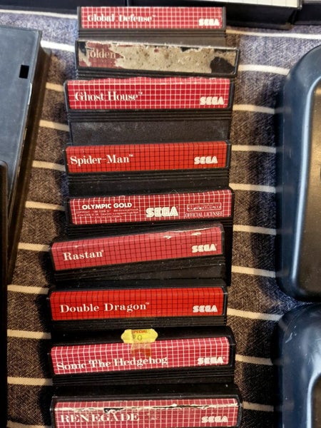 SEGA MASTER SYSYTEM II Carousel 2