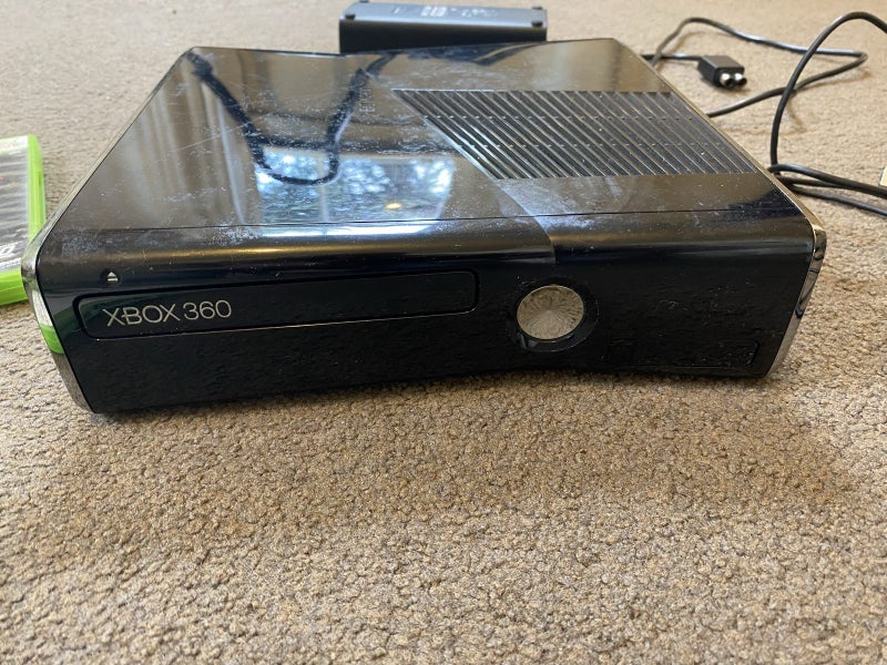 Xbox 360 *Red Circle of Death* + Games Carousel 2