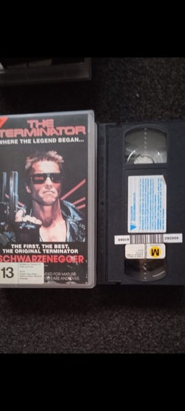 Terminator vhs Arnold Schwarzenegger Carousel 1